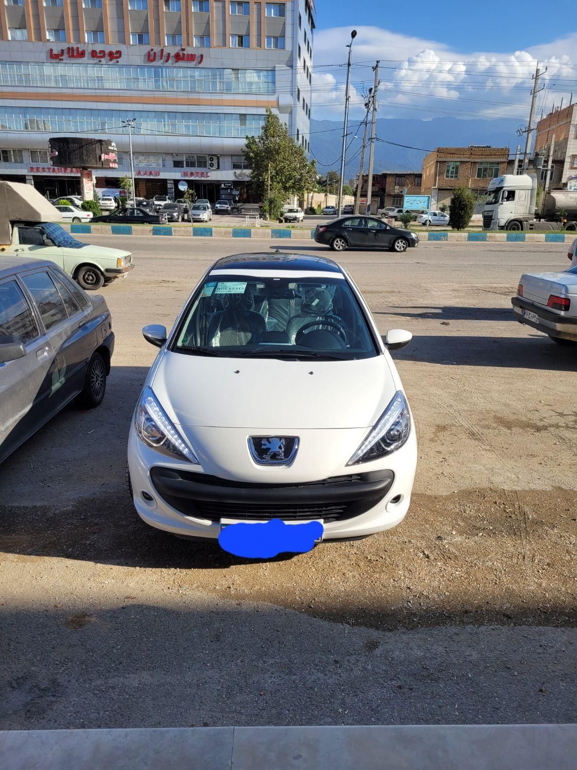 خودرو پژو، ۲۰۷ صندوق دار آگهی ann_19513251