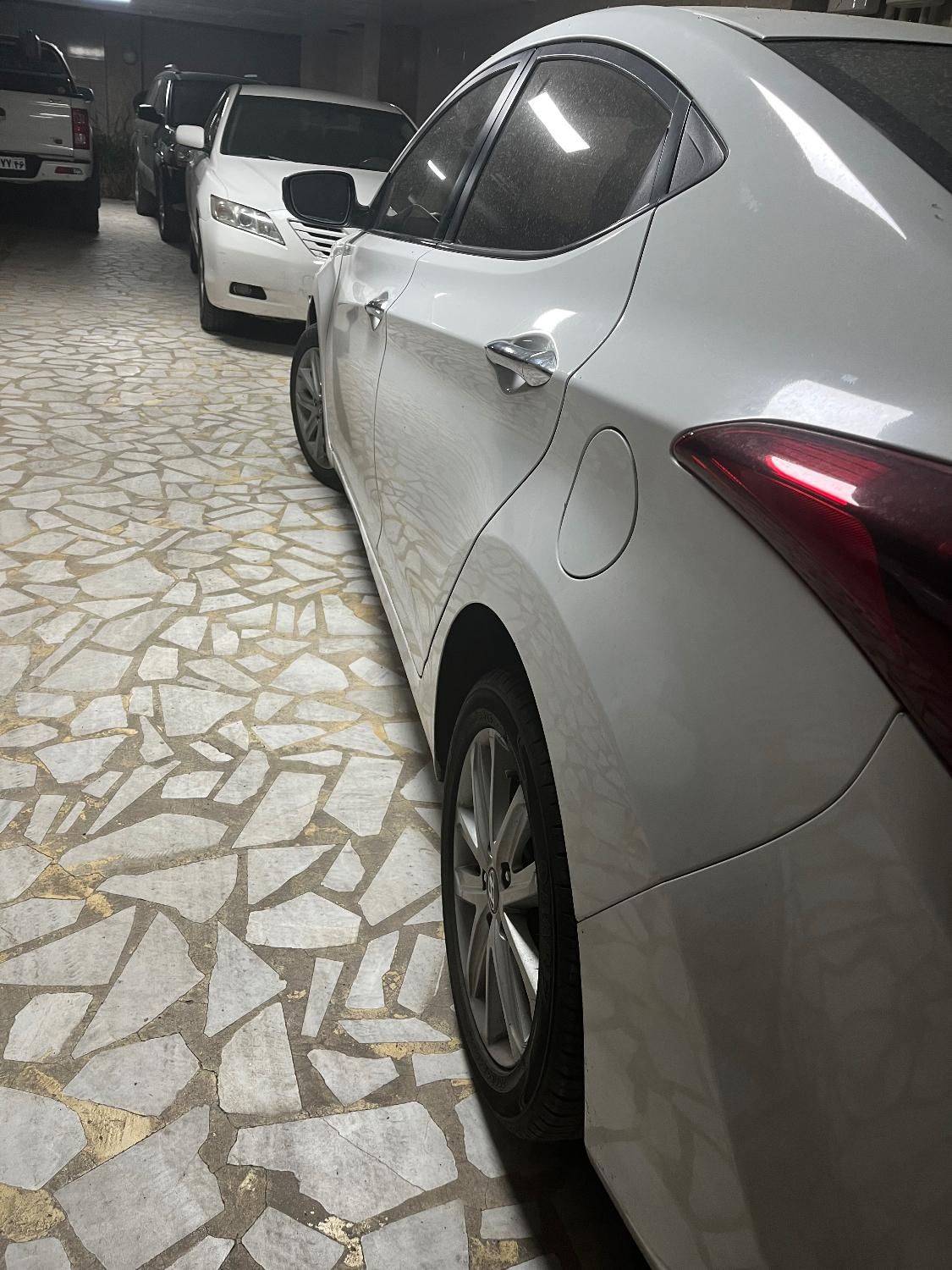 هیوندای النترا 1.8 لیتر - 2015