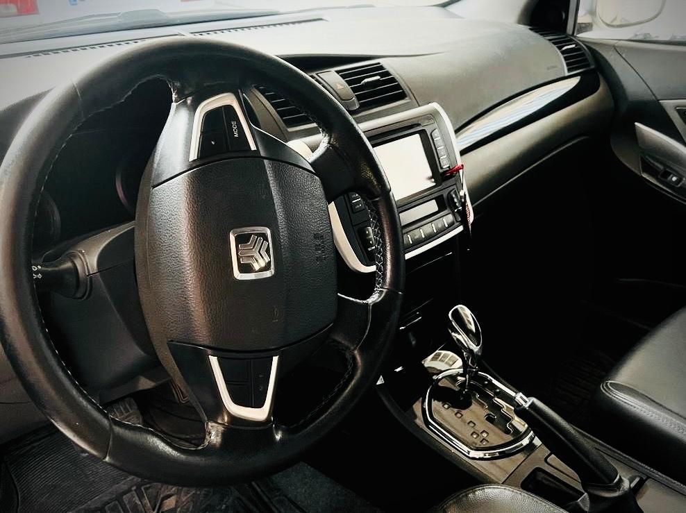 زوتی Z300 اتوماتیک - 2014