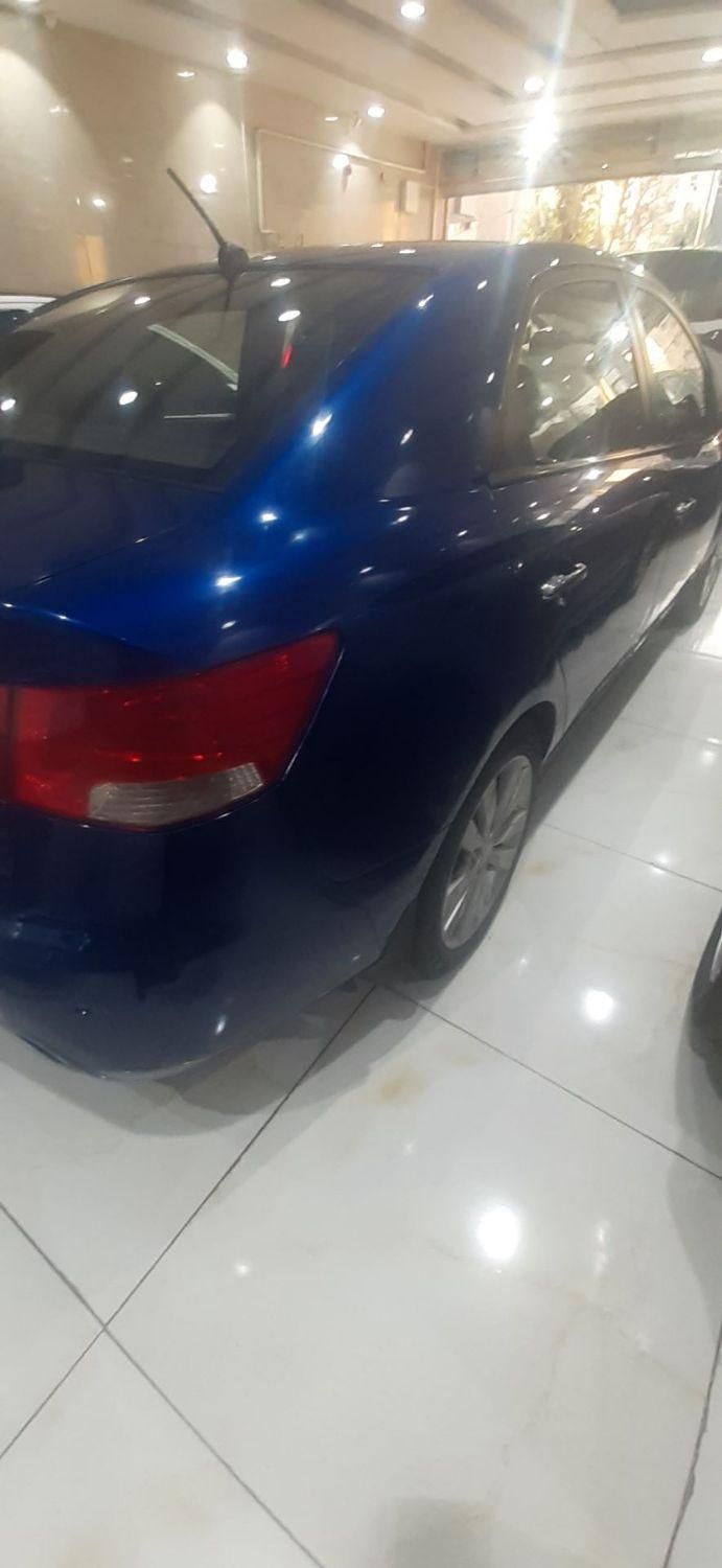 کیا سراتو 2.0 لیتر اتوماتیک GT لاین - 2010