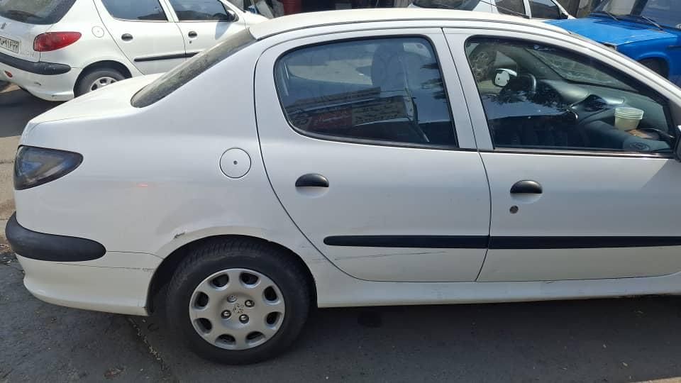 پژو ۲۰۶ صندوق دار v8 - 1397
