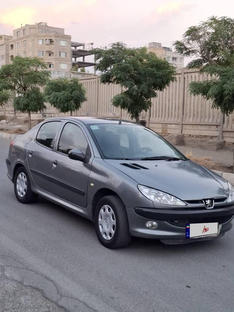 پژو ۲۰۶ صندوق دار v8 - 1386