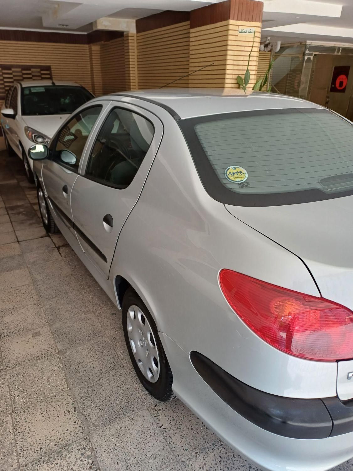 پژو ۲۰۶ صندوق دار v8 - 1398