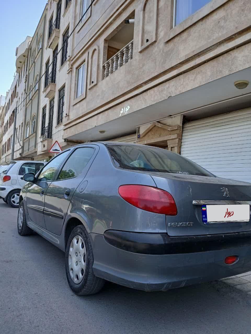 پژو ۲۰۶ صندوق دار v2 - 1387
