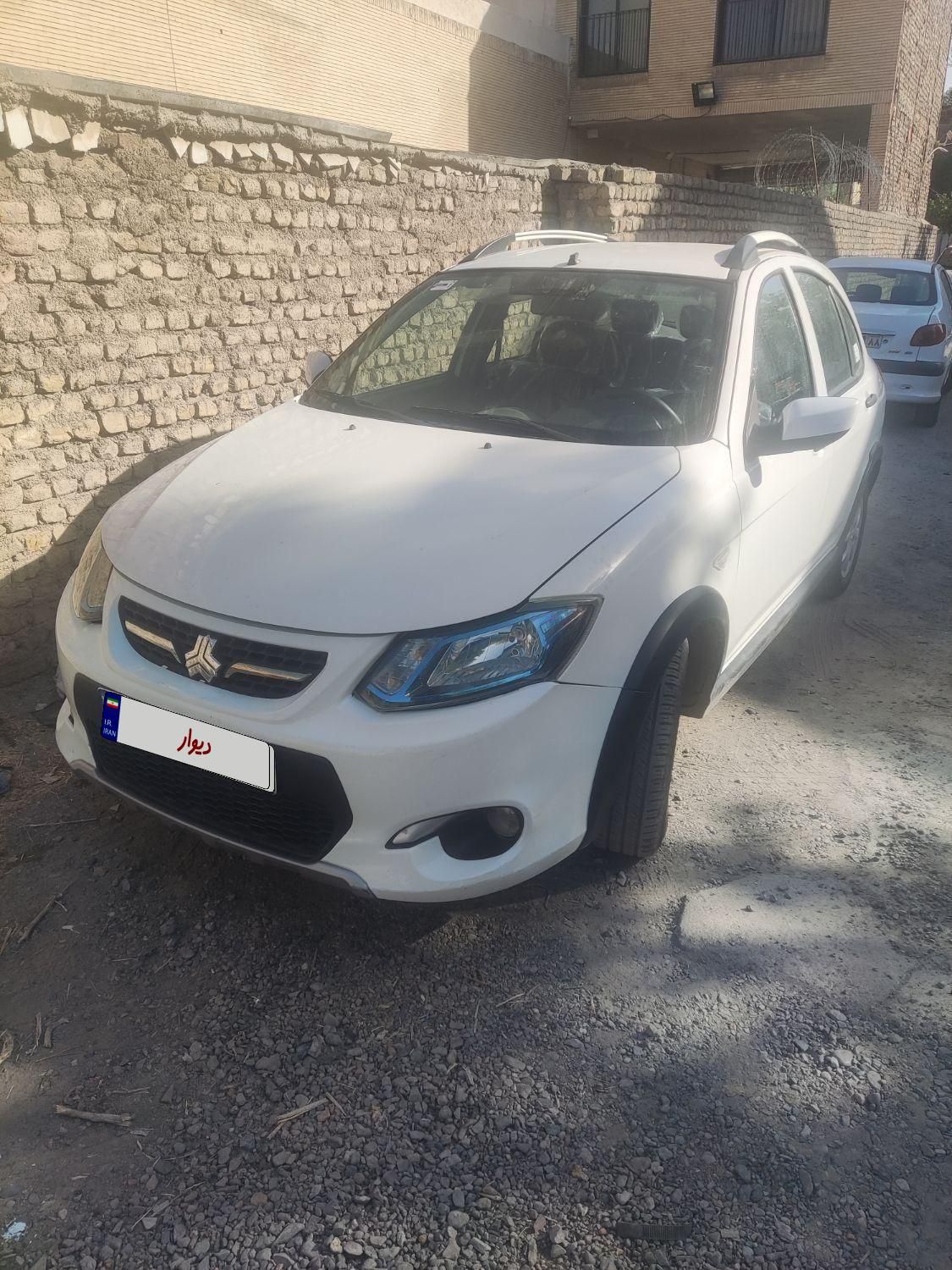 خودرو کوییک، R آگهی ann_19513898