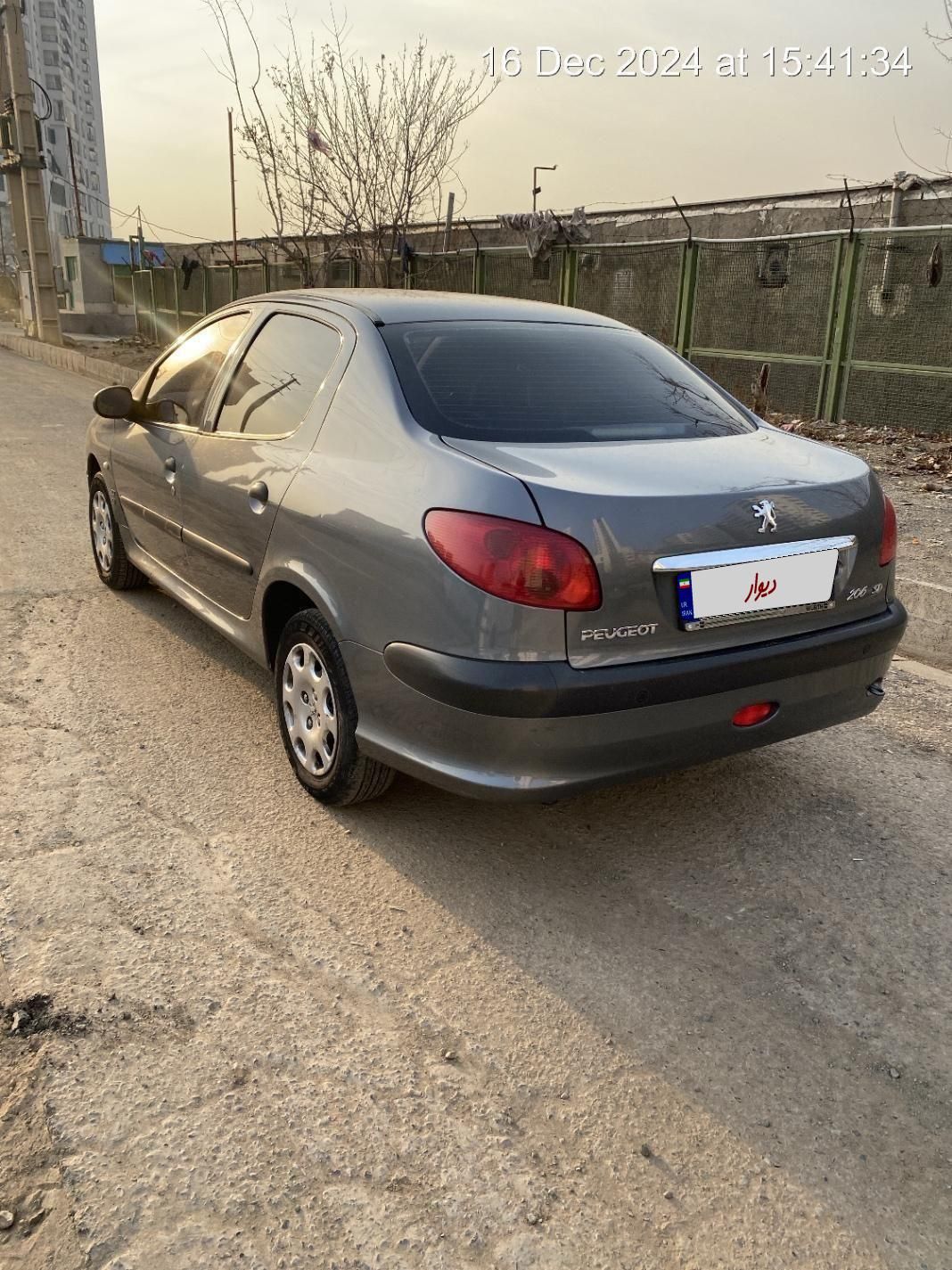 پژو ۲۰۶ صندوق دار v8 - 1396