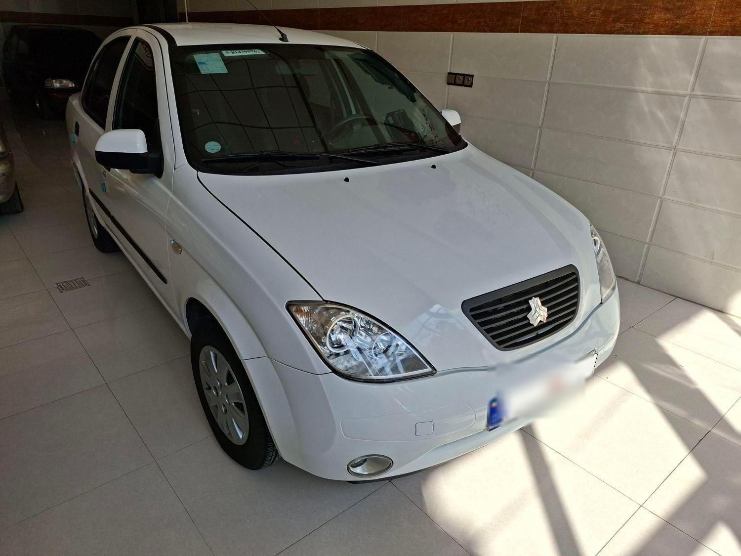 تیبا صندوق دار SX - 1401