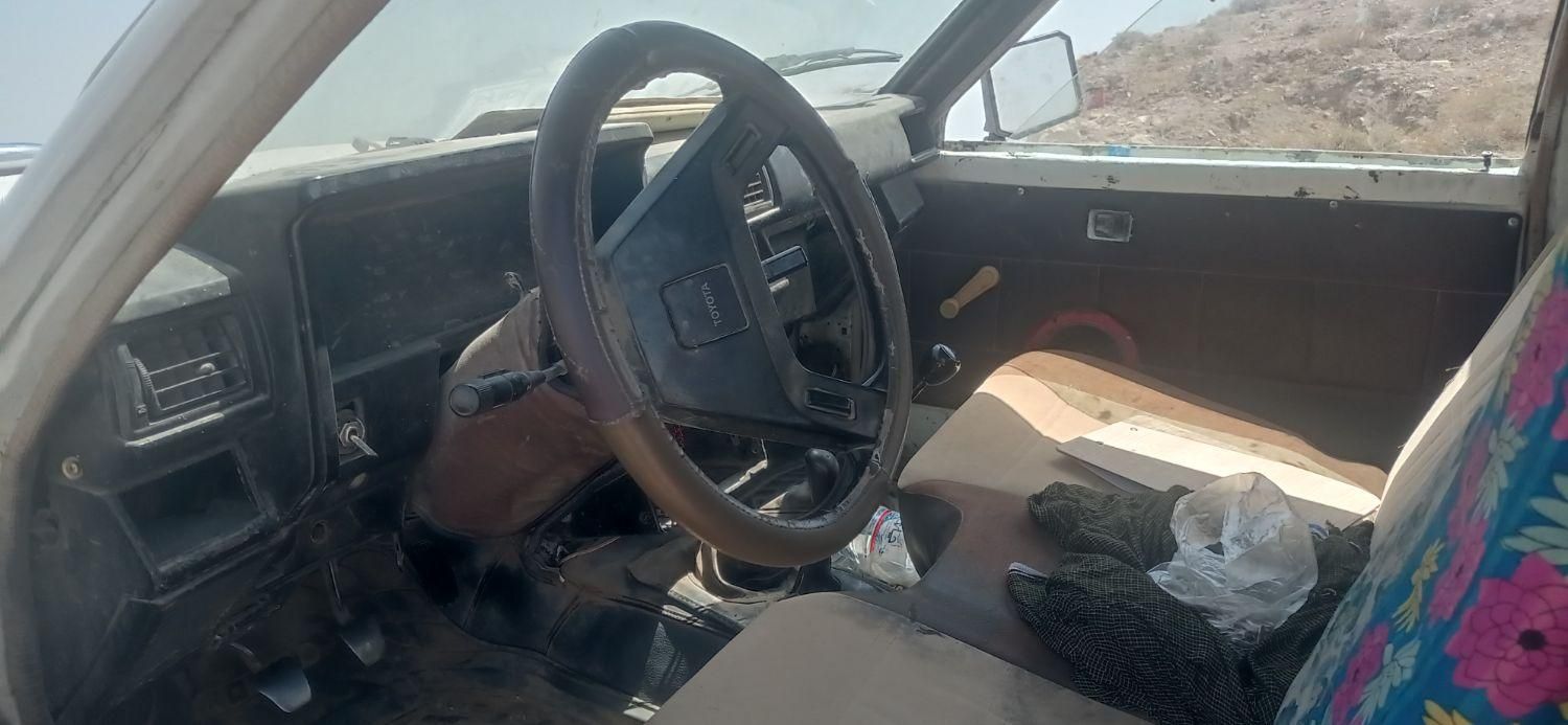 تویوتا کمری XLE - 1402