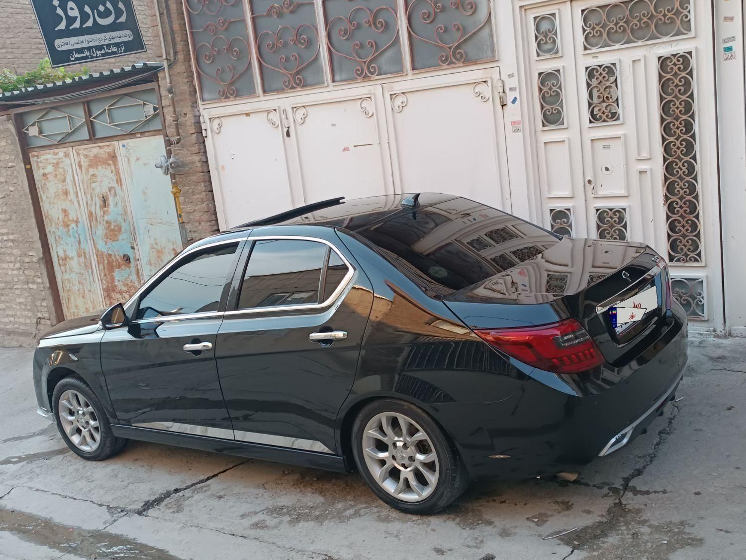 دنا پلاس توربو 6 دنده - 1401