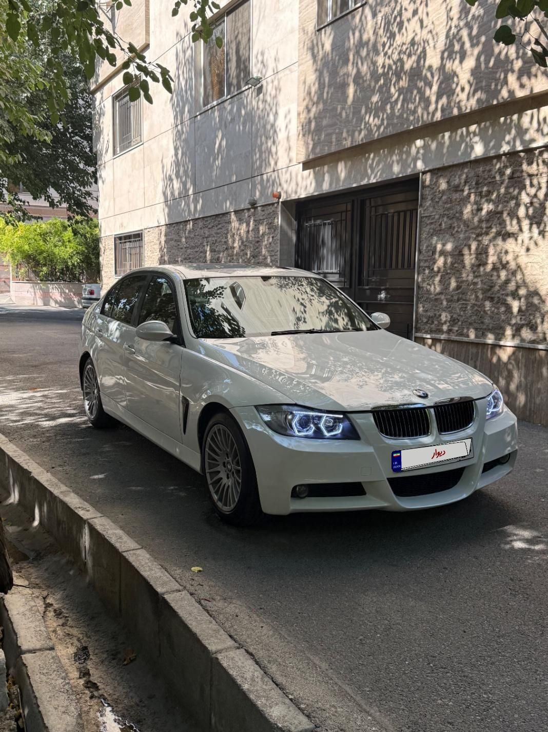 ب ام و سری 3 سدان 320i - 2007