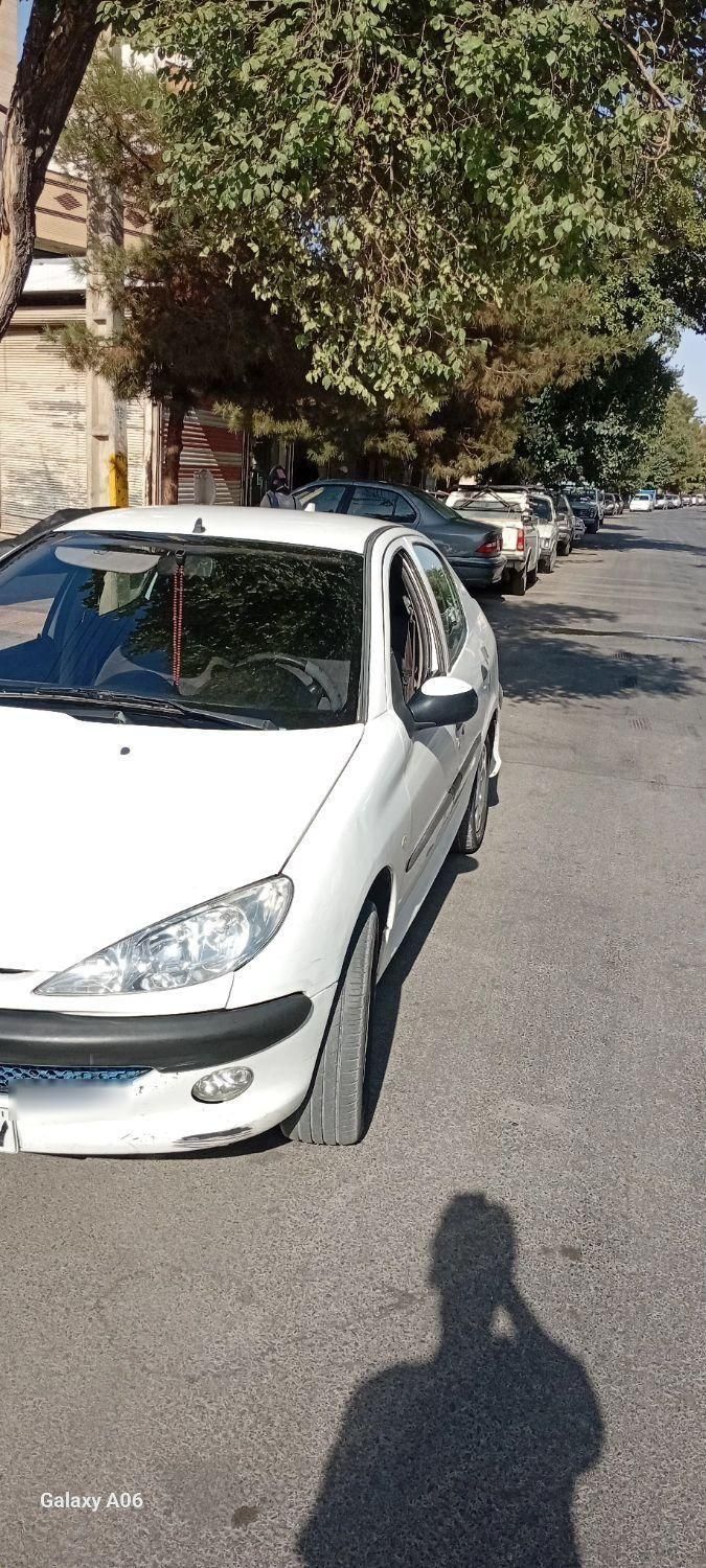 خودرو پژو، ۲۰۶ صندوق دار آگهی ann_19514343