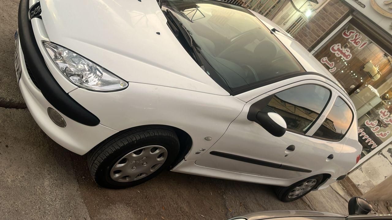 پژو ۲۰۶ صندوق دار v8 - 1398