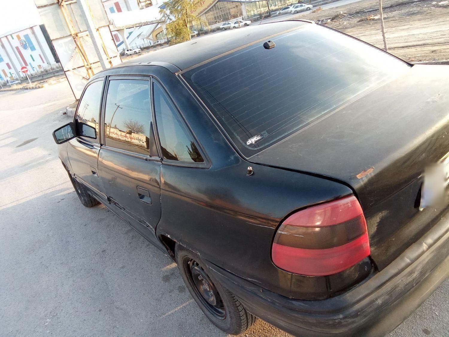 اپل آسترا 1400 شرکتی J - 1994