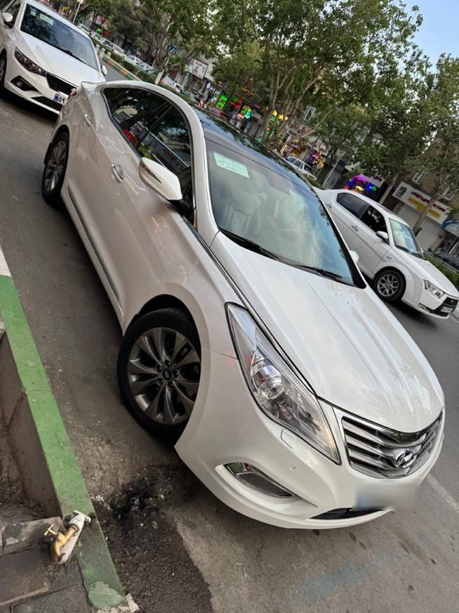 هیوندای آزرا (گرنجور) 3000cc - 2012