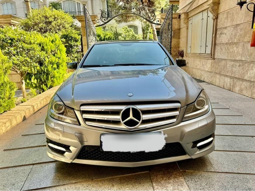 بنز C 200 - 2011