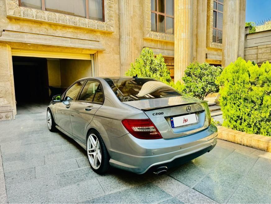 بنز C 200 - 2011