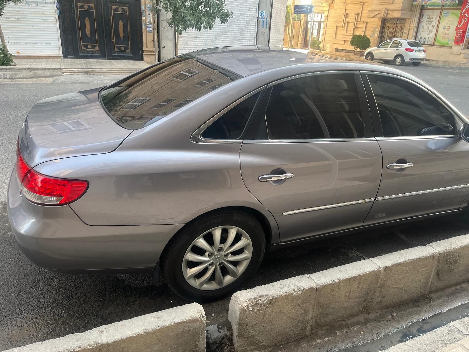 هیوندای آزرا (گرنجور) 3300cc - 2008