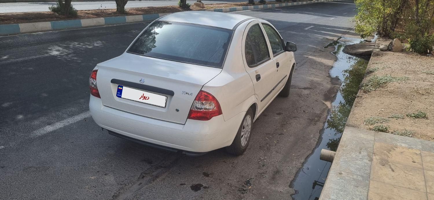 تیبا صندوق دار SX - 1400