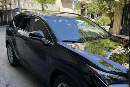 لکسوس NX هیبرید 300H - 2015