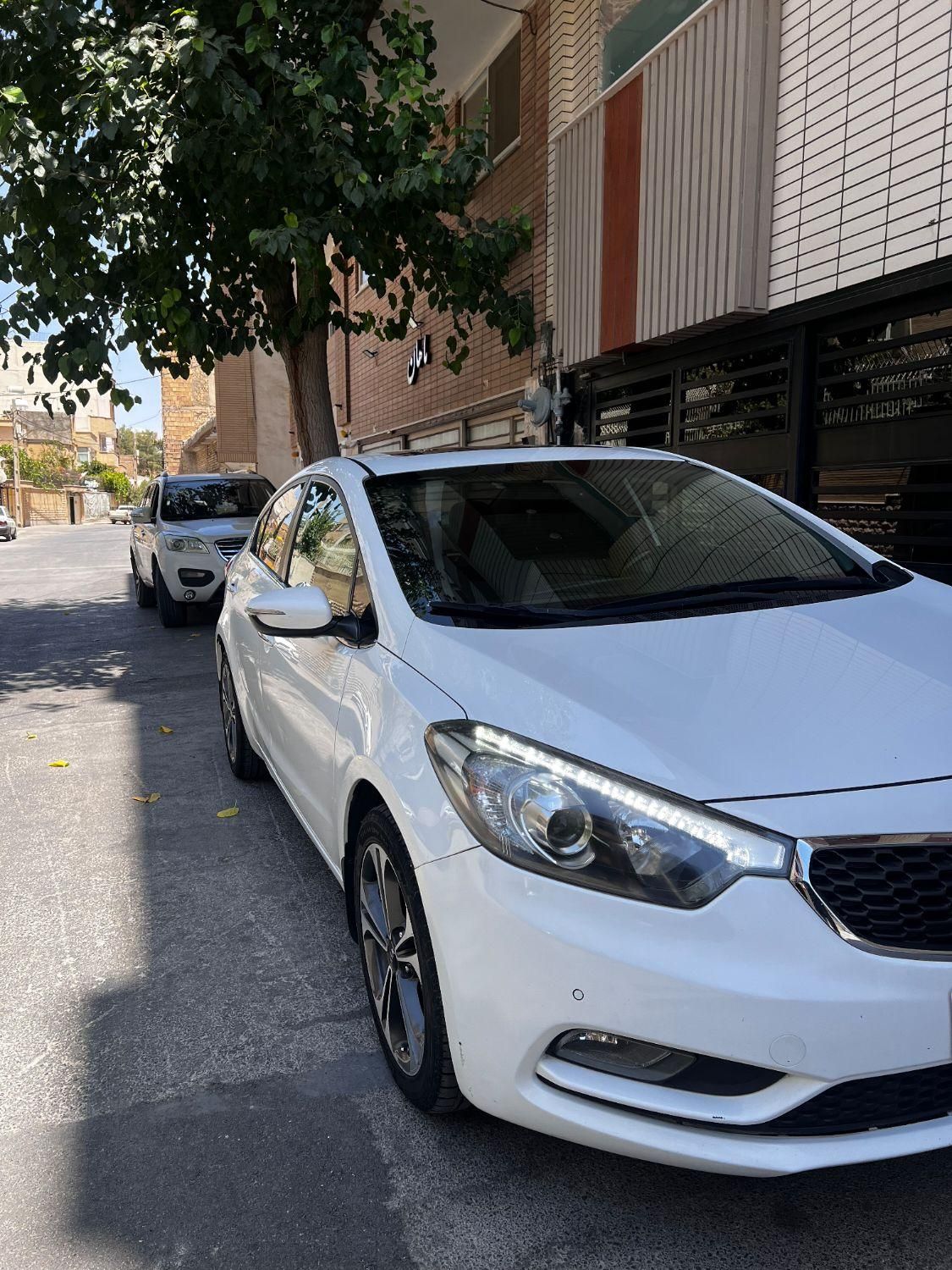کیا سراتو 2.0 لیتر اتوماتیک GT لاین - 2014