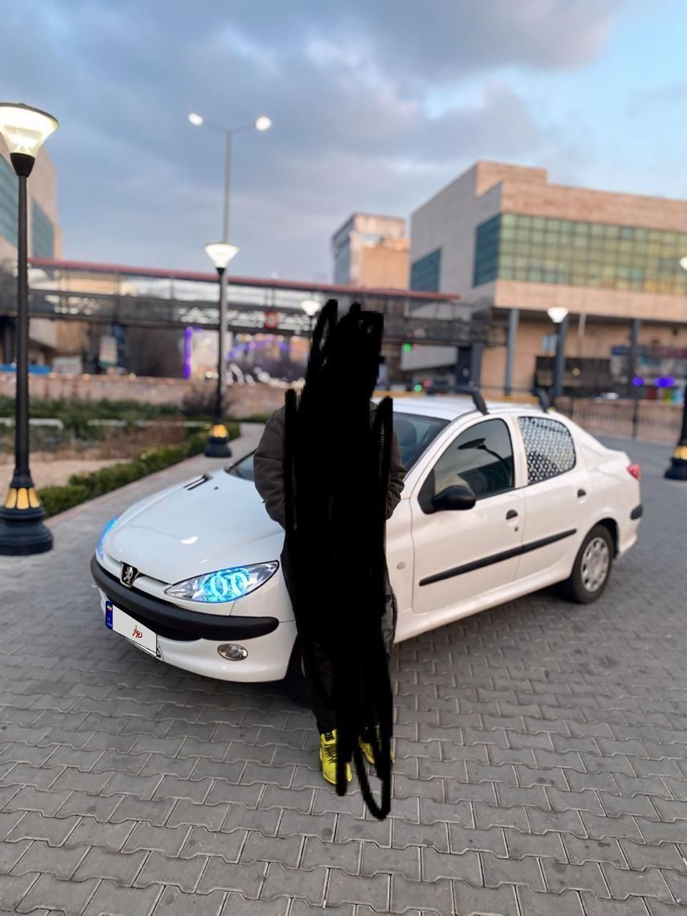 پژو ۲۰۶ صندوق دار v1 - 1390