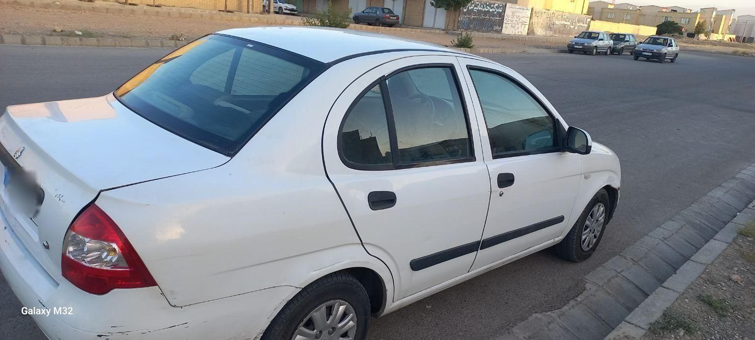 تیبا صندوق دار SX - 1391