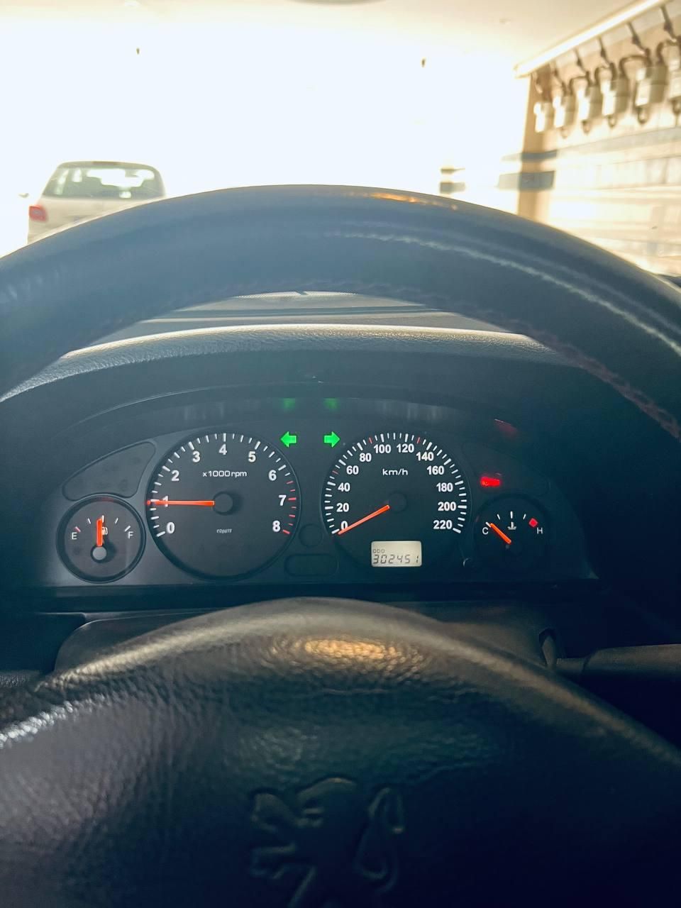 پژو پارس XU7ساده - 1381