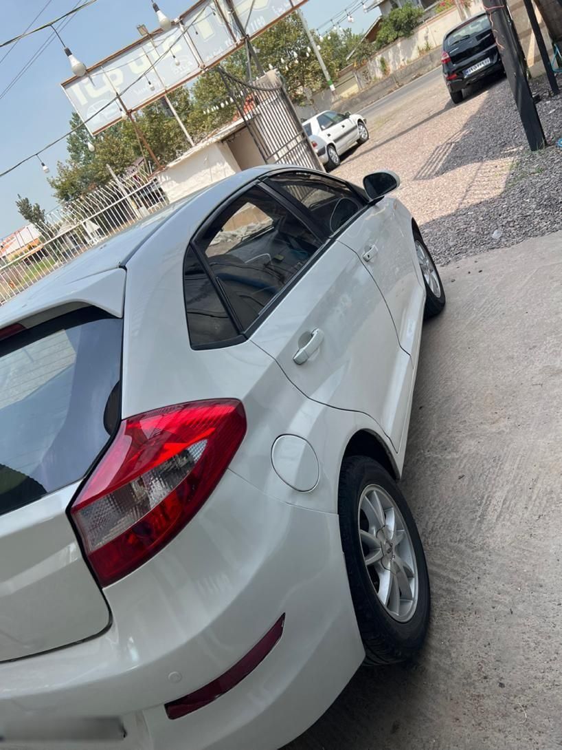ام وی ام 315 هاچ بک ساده دنده ای - 1393
