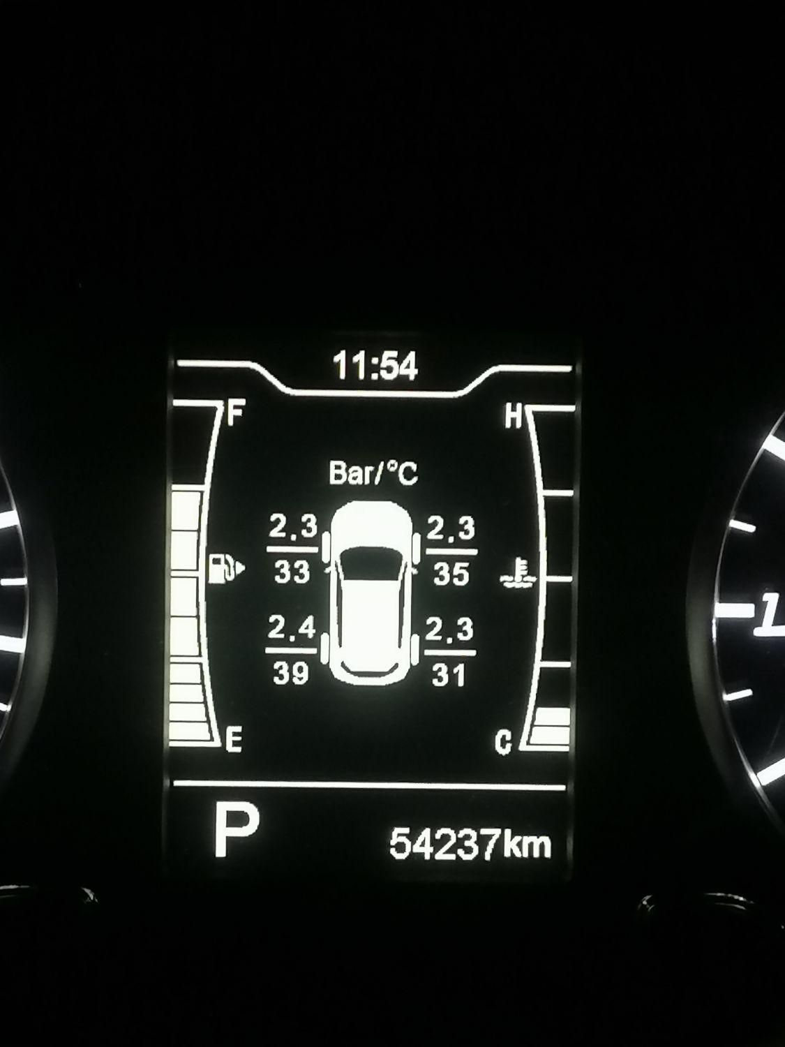 ام وی ام X22 پرو اتوماتیک IE - 1401