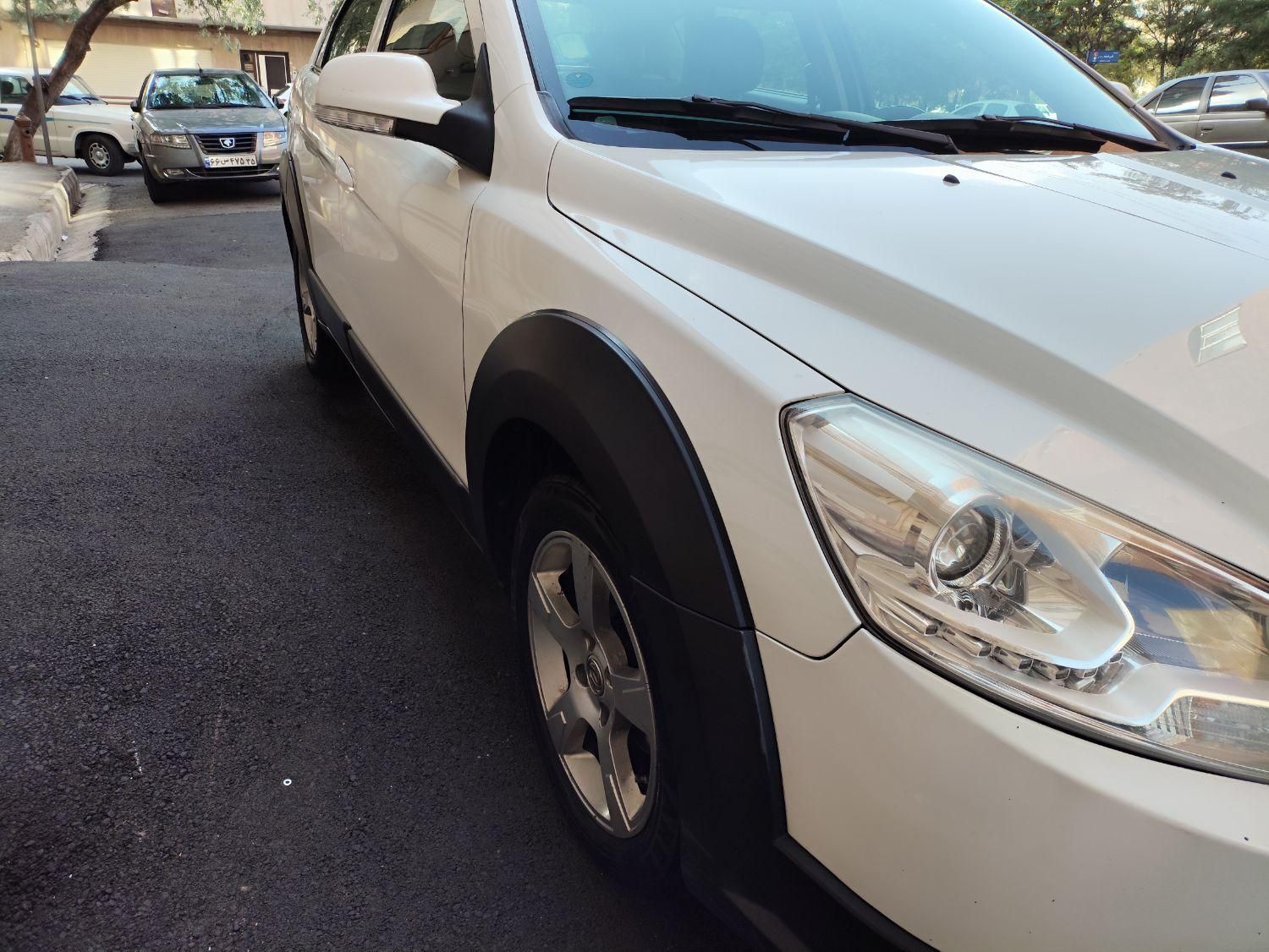 دانگ فنگ H30 کراس اتوماتیک - 1396