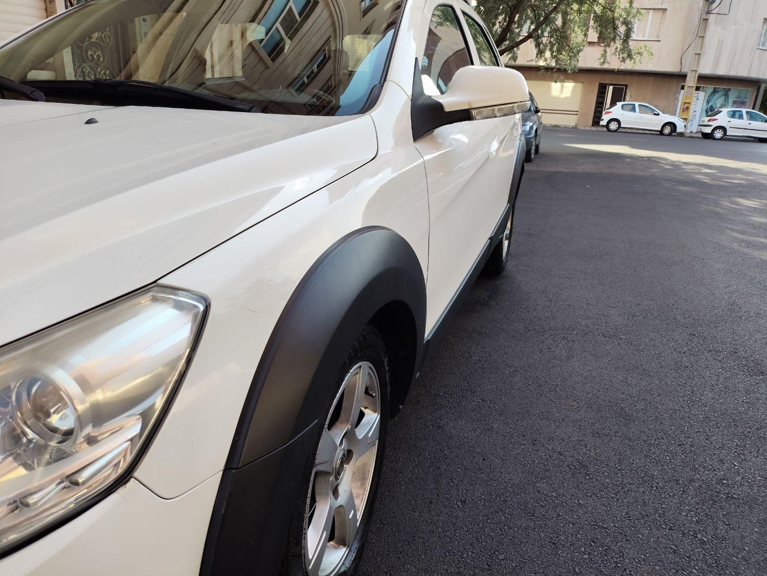 دانگ فنگ H30 کراس اتوماتیک - 1396
