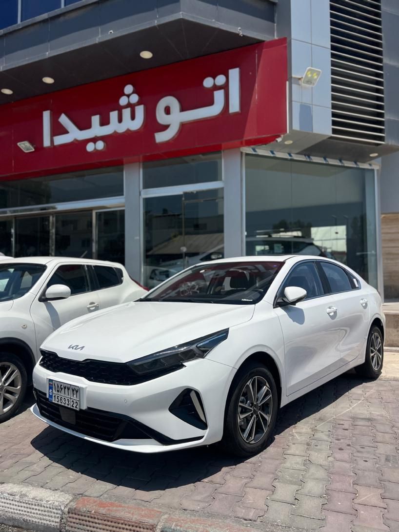 کیا اسپورتیج 6 سیلندر 2700cc - 1397