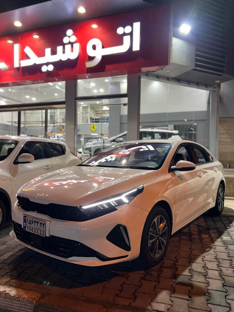 کیا اسپورتیج 6 سیلندر 2700cc - 1397