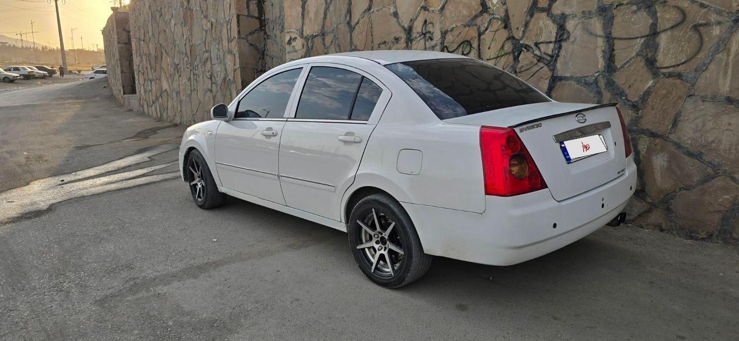 ام وی ام 530 دنده ای - 1389