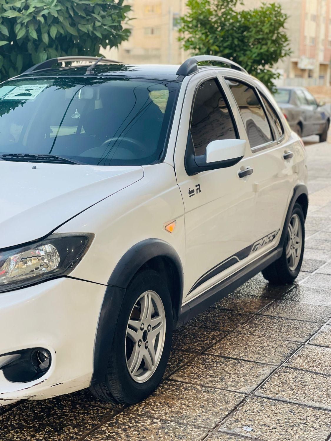 کوییک R دنده‌ای - 1399