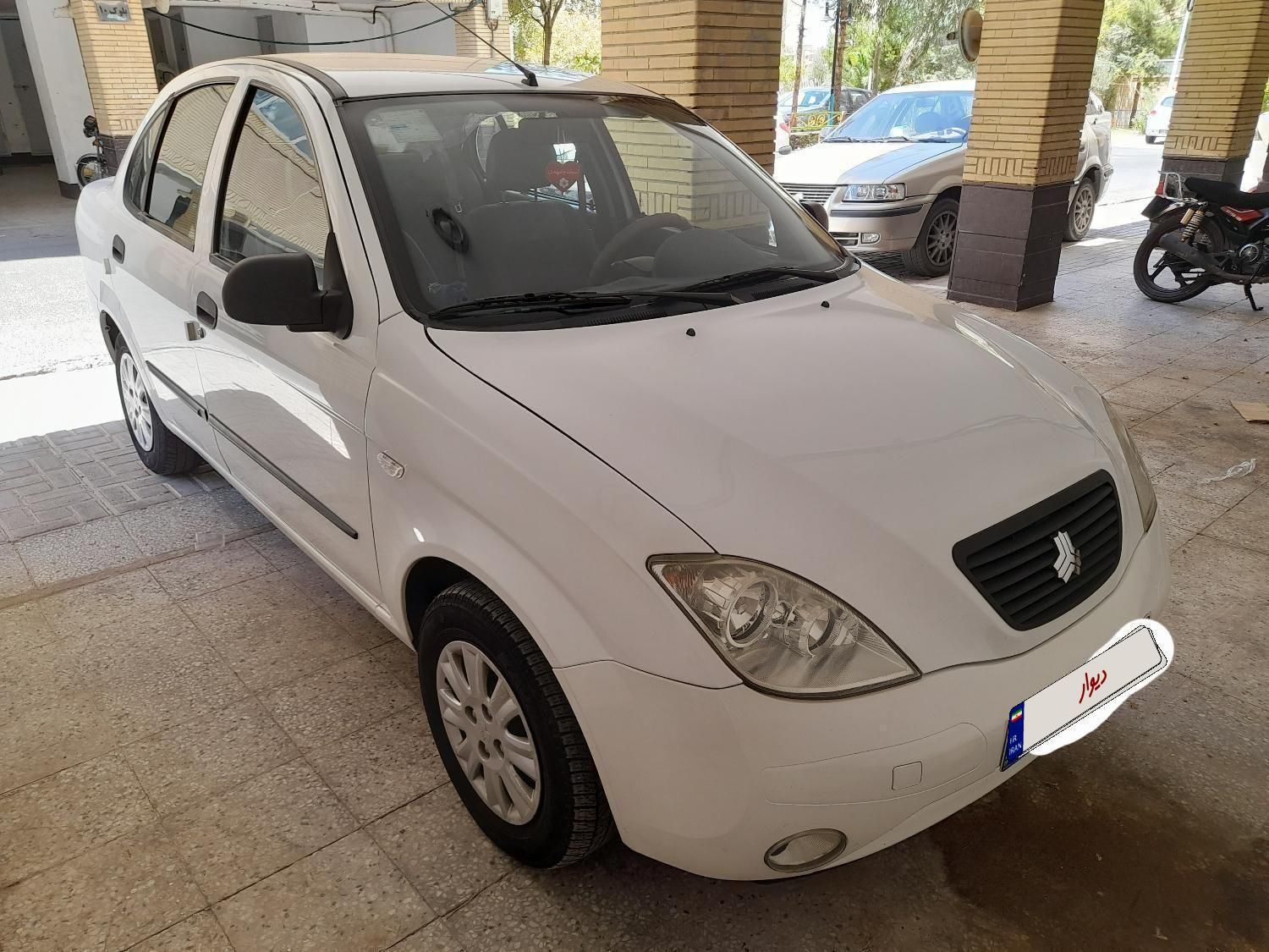 تیبا صندوق دار SX - 1397