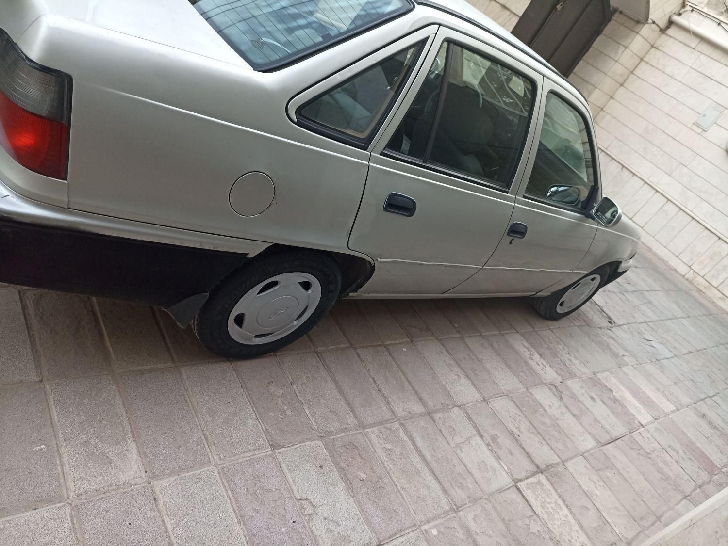 دوو سیلو سدان - 1381