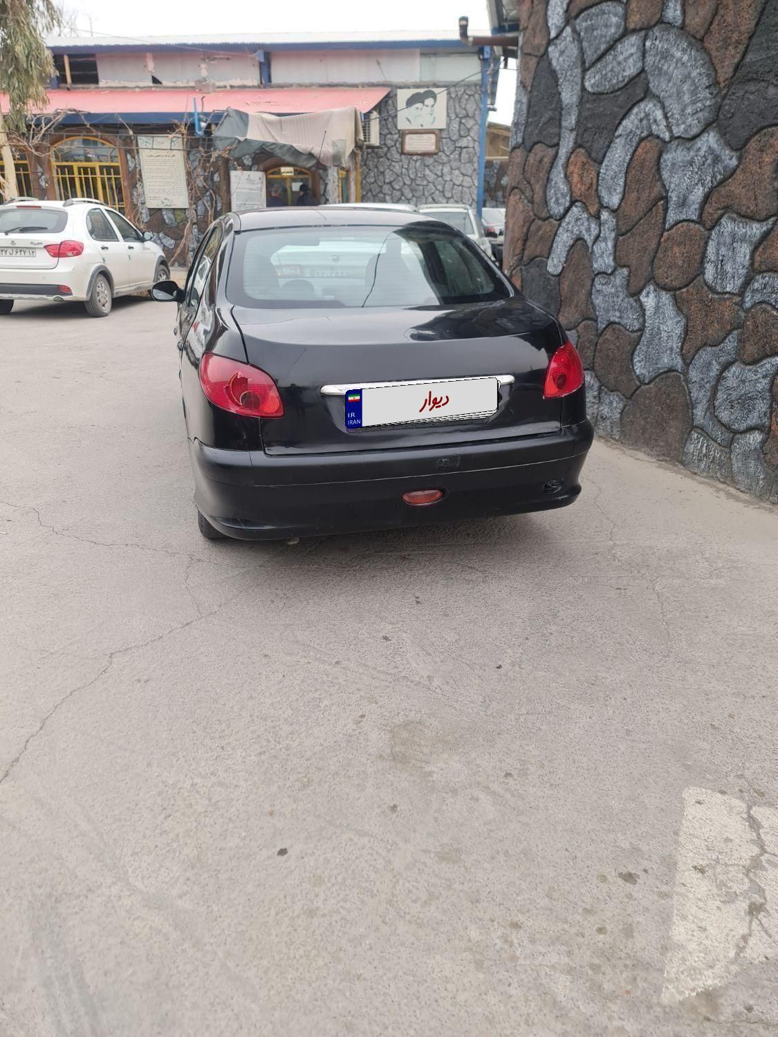 پژو ۲۰۶ صندوق دار v8 - 1393