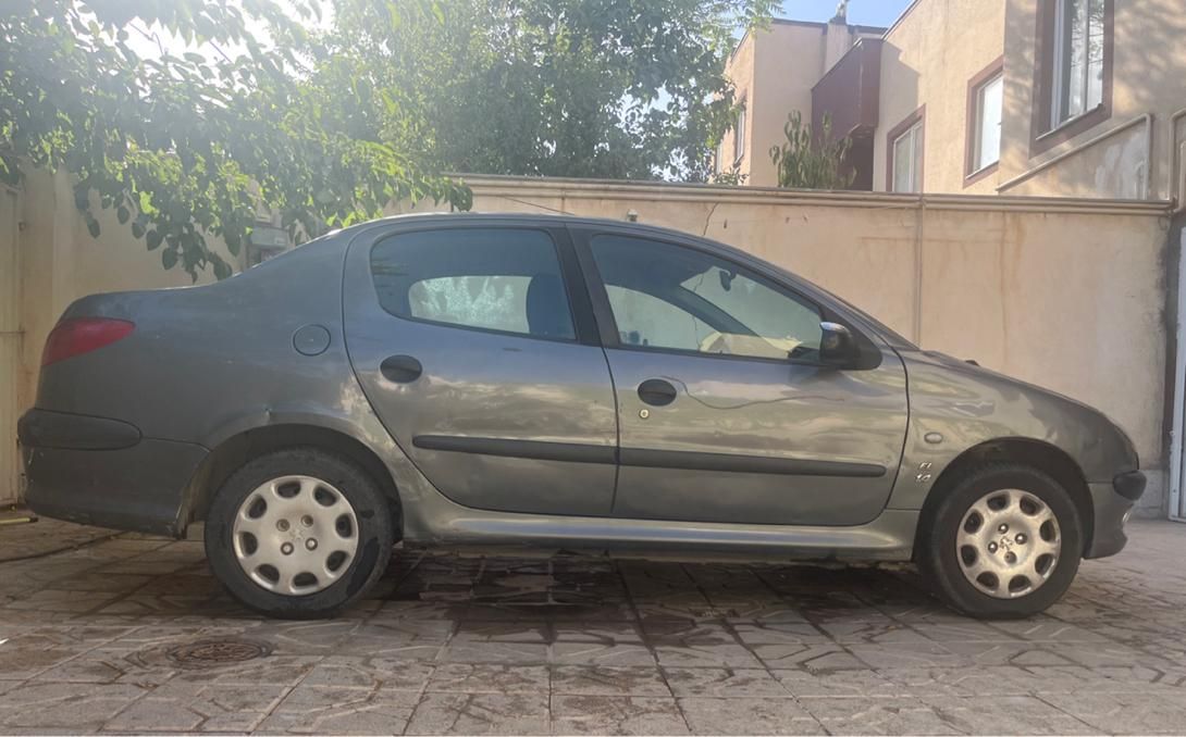 پژو ۲۰۶ صندوق دار v20 - 1388