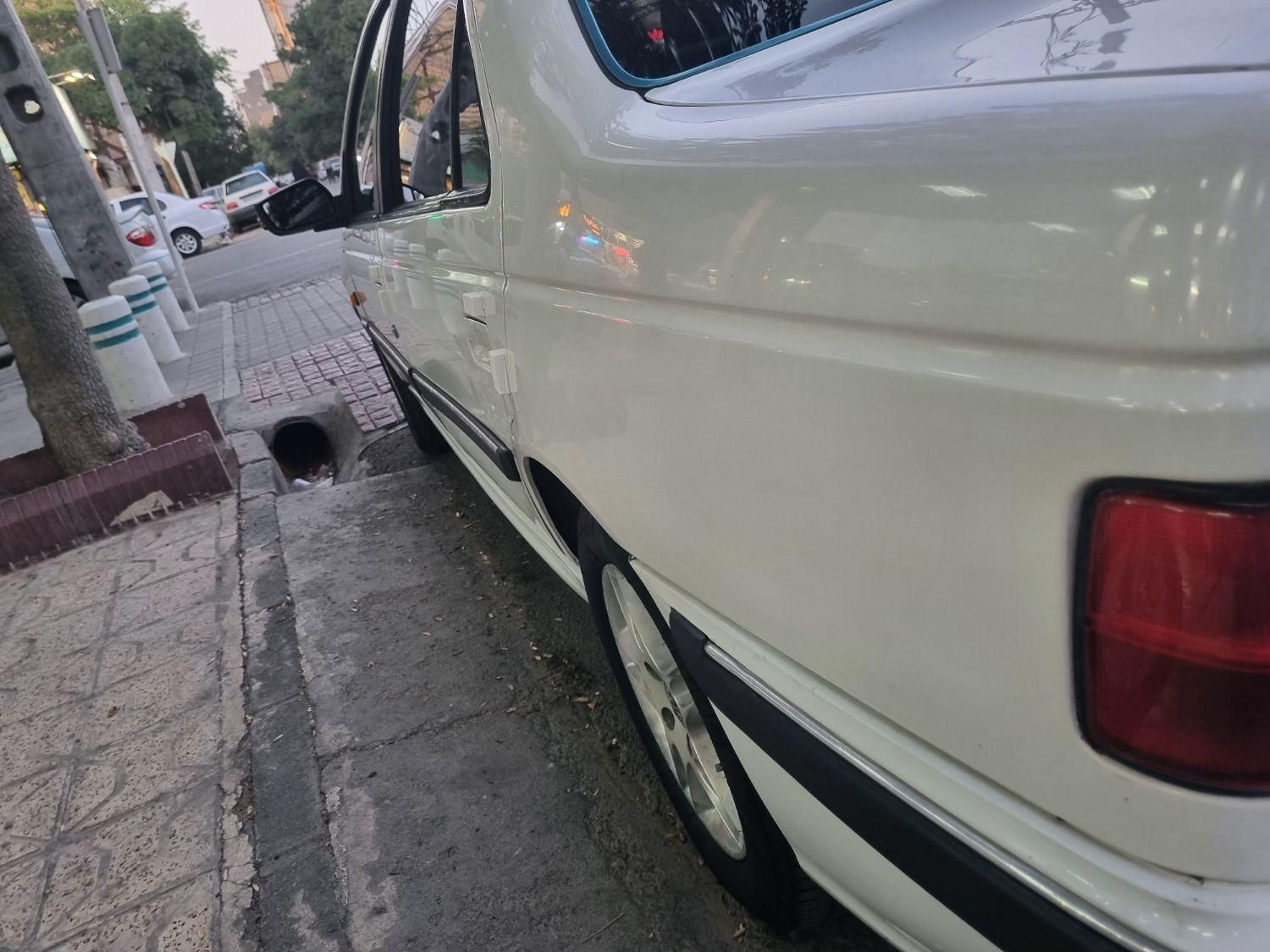 پژو پارس ELX-XU7P سفارشی - 1402