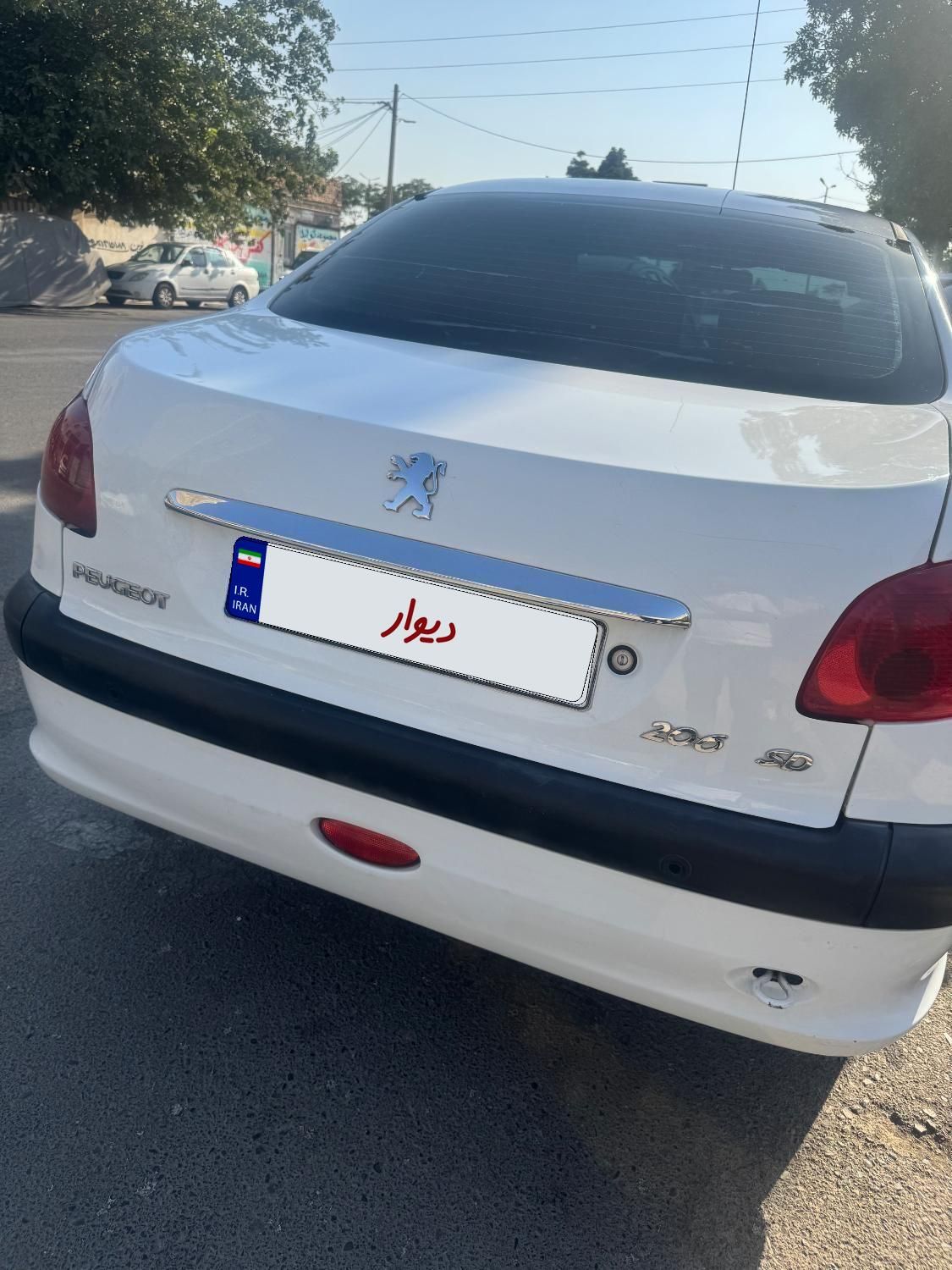 پژو ۲۰۶ صندوق دار v8 - 1396