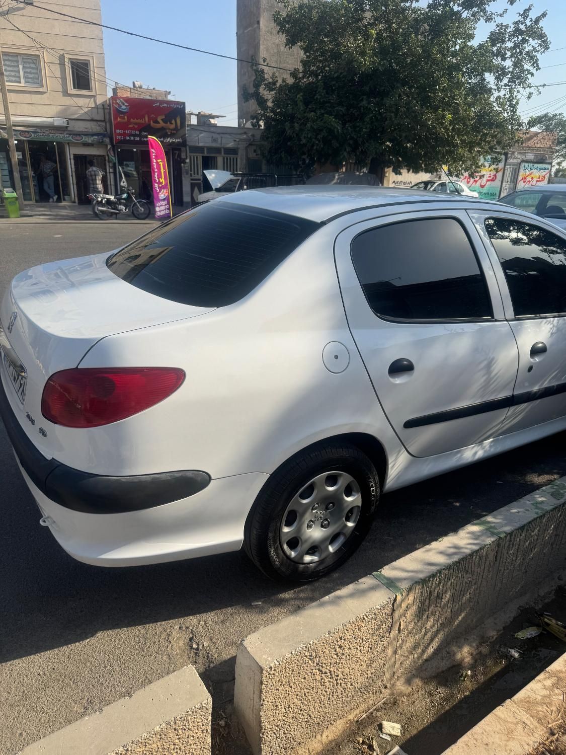 پژو ۲۰۶ صندوق دار v8 - 1396