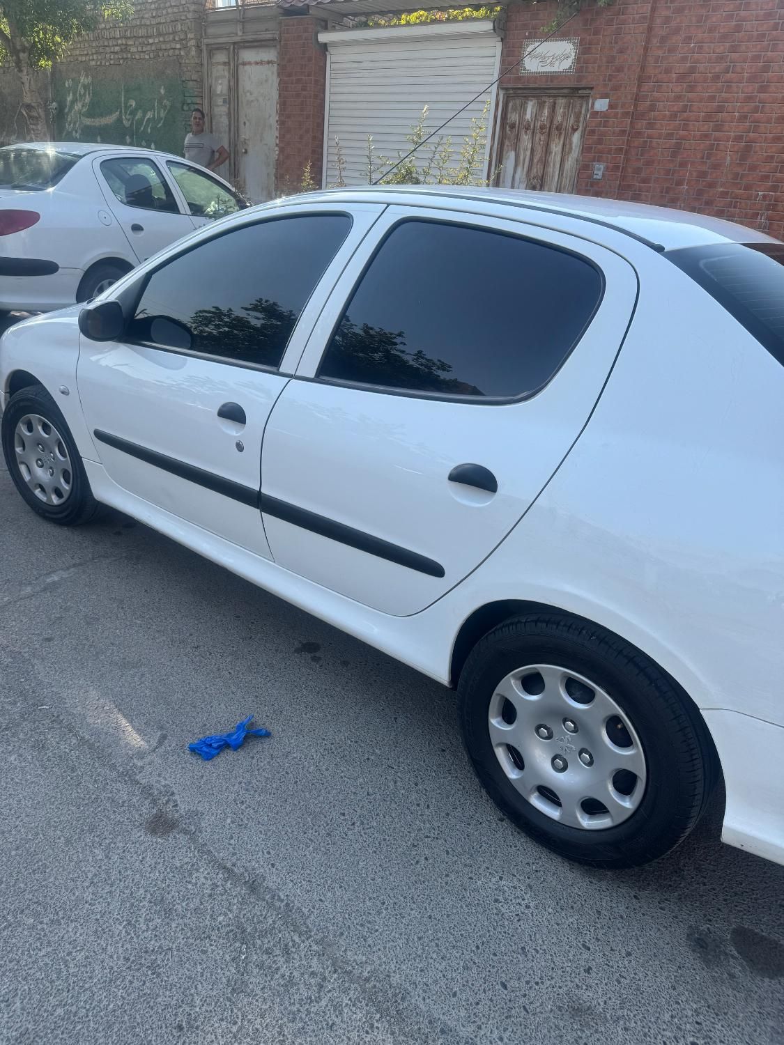پژو ۲۰۶ صندوق دار v8 - 1396