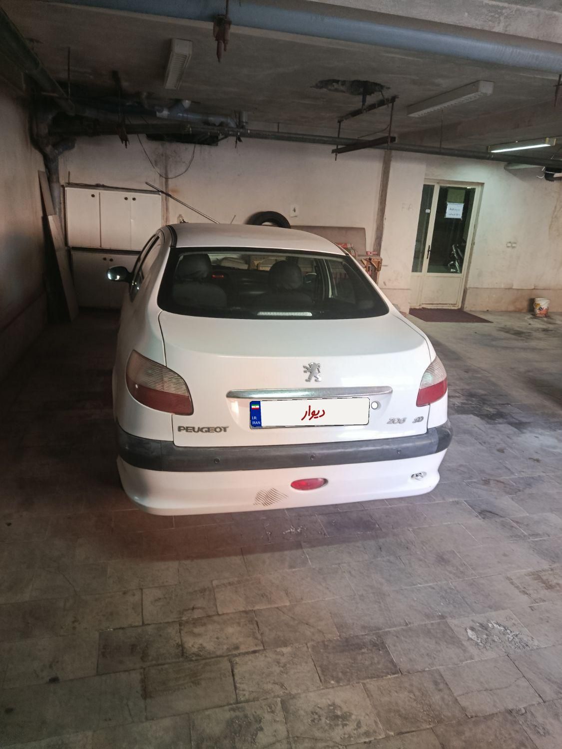 پژو ۲۰۶ صندوق دار v20 - 1386