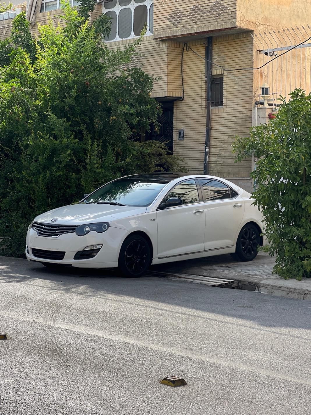 خودرو ام جی، 550 آگهی ann_19518200