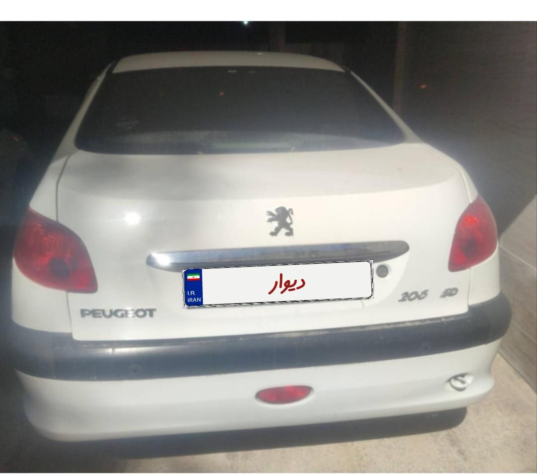 پژو ۲۰۶ صندوق دار v8 - 1397