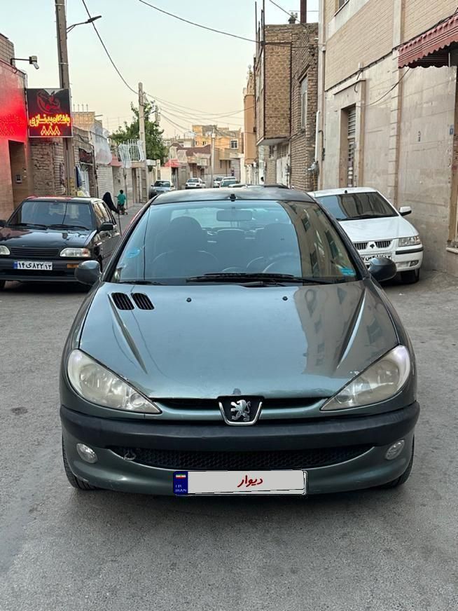 پژو ۲۰۶ صندوق دار v8 - 1386