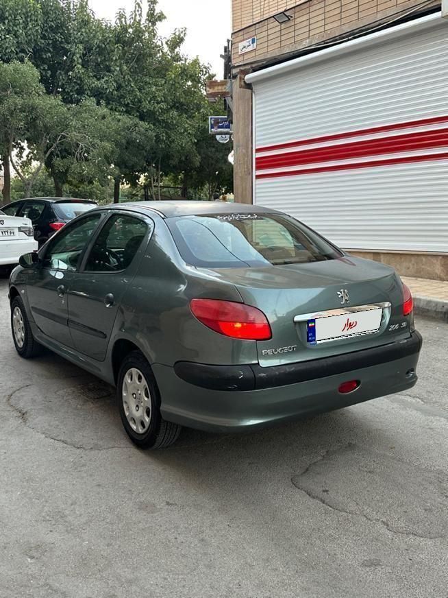 پژو ۲۰۶ صندوق دار v8 - 1386