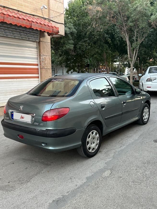 پژو ۲۰۶ صندوق دار v8 - 1386