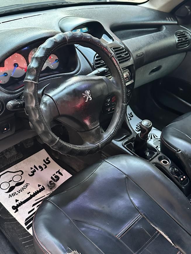 پژو ۲۰۶ صندوق دار v8 - 1386